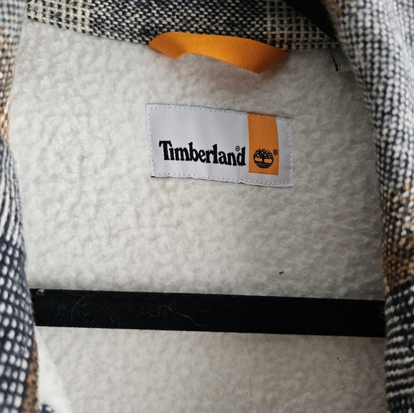 Timberland Insulated Buffalo shirt jacket in beige - Picture 5 of 15